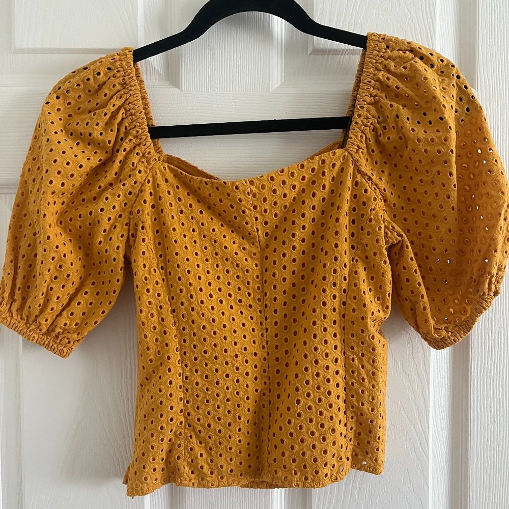 Sweetheart Neckline Top - Picture 2 of 3
